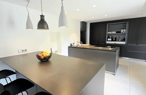 Veyrier-du-Lac House | Annecy Location Prestige – Domaine Bonaparte with Stunning Views of Lake Annecy