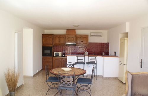Orange Apartment | Annex Provencal farmhouse with heated pool