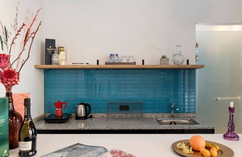 Gemmayzeh Apartment | Anoor 207 · Anoor 2-BR Apt in Gemmayze W/Terrace & 24/7 Power