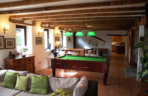 Lizant Villa | Another Day in Paradise