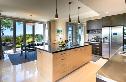 Tasman House | Ansarli Estate - Stunning Architecturally designed Contemporay Home