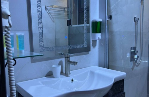 Al Jubeiha Hotel | Antalya Hotel