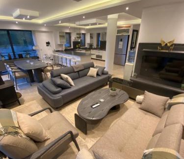Konyaalti Villa | Antalya Villa Esiyok with heated pool