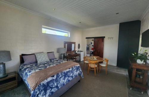 Still Bay House | Anthony Accommodation