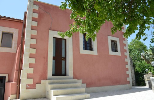 Palazzolo Acreide Historic Centre House | Antico Casale Pizzo is a beautiful house early 900 newly renovated