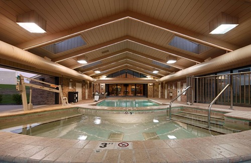 Antioch Hotel | Antioch Inn & Suites Near Gurnee