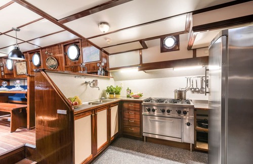 Amsterdam North Boat Rental | Antique & luxurious sailing ship Waterwolf, 20 beds.