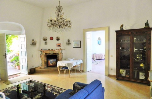 Gerace House | Antique palazzo with an original atmosphere, sea view