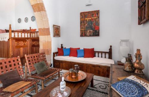 Lindos House | Antique Villa