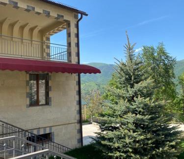 Dilijan Apartment | Anuki-Tanuki