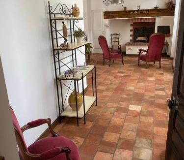 Morlaas House | Aou Saintou