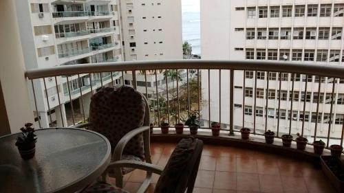 Morro do Maluf Apartment | Apê da Mi - 2 min da Praia de Pitangueiras - Guarujá