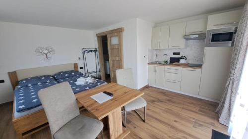 Radvanovice Apartment | AP2, Hrubá Skála, Apartmány Nad Lípou