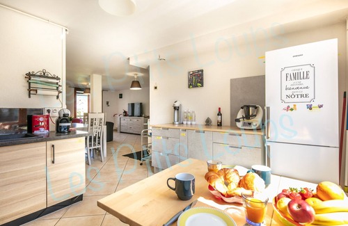 Autrans-Meaudre-en-Vercors Apartment | Apartment 'Les Ptits Loups, Autrans En Vercors' with Mountain View, Private Terrace and Garden