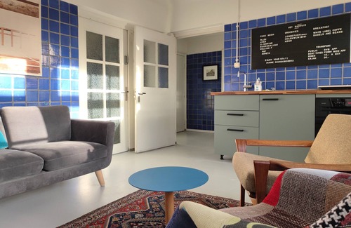 Amsterdam North Apartment | Aparment in former bathhouse. Free parking
