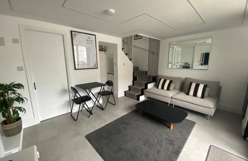 Worthing Apartment | Aparment Private Bathroom