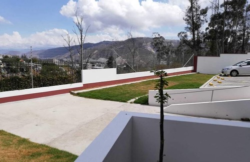 Las Tolas Apartment | Apart 2 Bed, in the middle of the world, Pusuqui, Quito