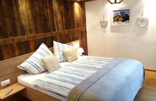 Telfes im Stubai Apartment | Apart- Chalet GletscherGlück