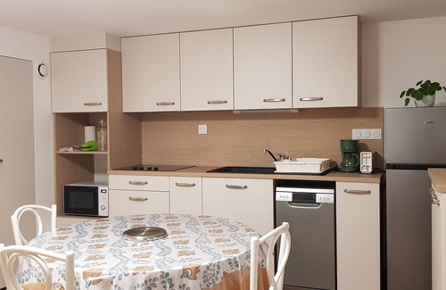 Chateaux de la Loire Apartment | Apart, closed parking, terace, near walking wood, accessible for disabled people