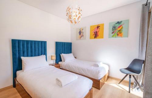 Menara Apartment | Apart Confort Front Pool-Garden