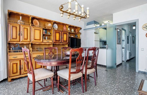 Sant Salvador Apartment | Apartment 'Edificio Victoria 5º-7ª' with Sea View, Private Terrace and Wi-Fi