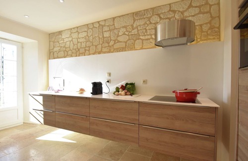 Villeseque-des-Corbieres Apartment | Apartment in Villesèque with Heated Pool