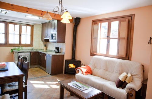 Vigidel Apartment | Apartamentos Valdecarzana . Braña el Revellón Senda del oso