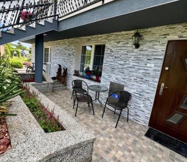 Czarna Dabrowka Apartment | Apartament - 100 Kroków Do Jeziora na Kaszubach