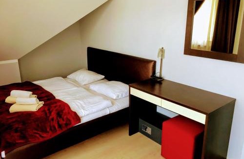 Besenova Apartment | Apartament 325