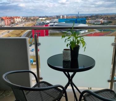 Rzeszow Apartment | Apartament 8 Piętro self check-in, parking