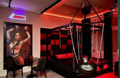 Cieszyn Apartment | Apartament BDSM - RED BOX - Cieszyn - ADULTS ONLY