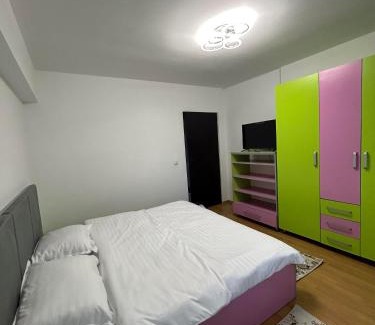 Scheia Apartment | Apartament de 3 camere zona Obcini