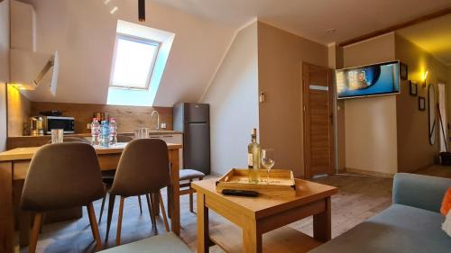 Janowice Wielkie Apartment | Apartament Komarno IV
