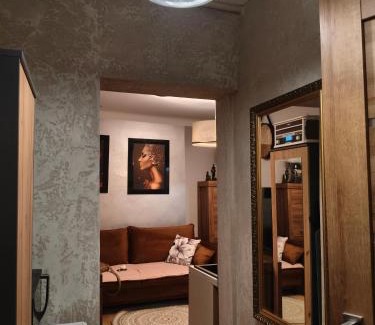 Sandomierz Apartment | Apartament Królewskie Pawie