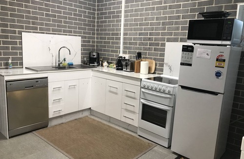 Clematis Apartment | Apartament L&B *2min to puffing Billy*