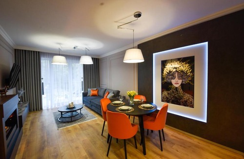 Cedzyna Apartment | Apartament Leśny No 63 nad Zalewem z KOMINKIEM , GARAŻ w cenie