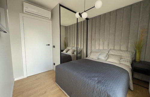 Legnica Apartment | Apartament MANHATTAN 14