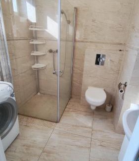 Nowogard Apartment | Apartament Nowogard Centrum - Self Check in - Wejście na KOD