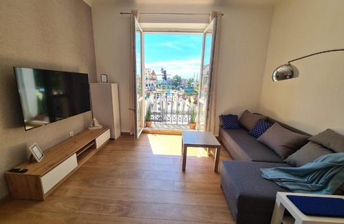 Gizycko Apartment | Apartament Pasaż, 2 Sypialnie i Salon, Centrum