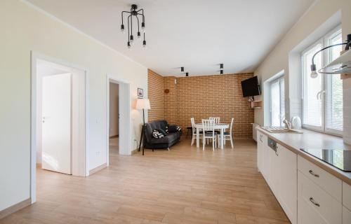 Gizycko Apartment | Apartament pod Żaglem z Widokiem na Jezioro, Oczy Mazur