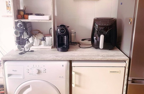 Povoa de Santa Iria e Forte da Casa Apartment | Apartament with good location and comfort!