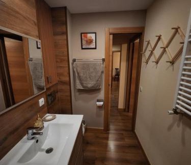 Valenii de Munte Apartment | Apartament Valeni