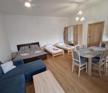 Szczytna Apartment | Apartament Wolności