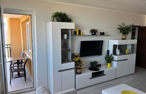 Dziaki Lesne Apartment | Apartament z widokiem na morze