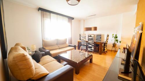 Alhendin Apartment | Apartamento Alhambra a 8 minutos Granada, con Parking y Piscina