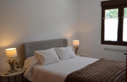 Hoyos del Espino Apartment | Apartamento Almanzor