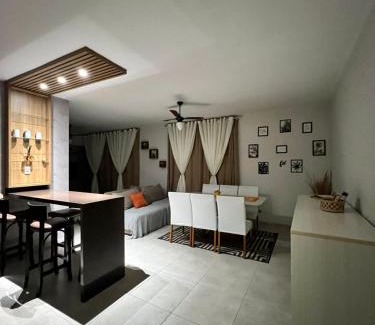 Loteamento Joao Batista Juliao Apartment | Apartamento Amplo e Belíssimo! - 3 quadras do mar!