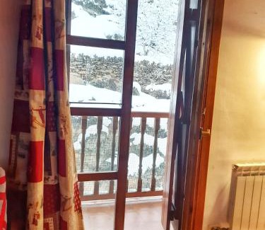 Benasque Apartment | Apartamento Benasque Vistas al Sarrio