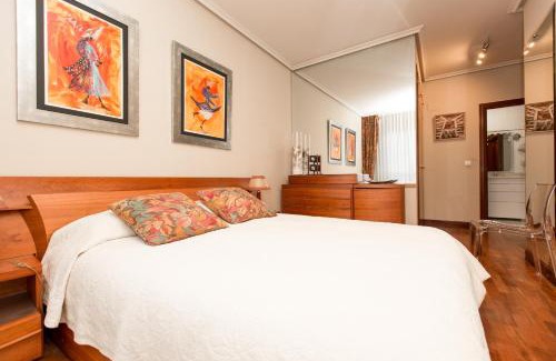San Francisco Apartment | Apartamento céntrico con vistas a la Ría! garaje, ideal 2-4