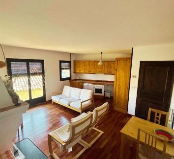 Montsonis Apartment | Apartamento con chimenea - Golfes Cal Gravat